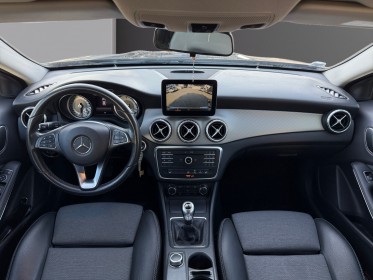 Mercedes gla 180d inspiration camera sièges av chauffants hayon électrique garantie 12 mois occasion simplicicar marignane ...