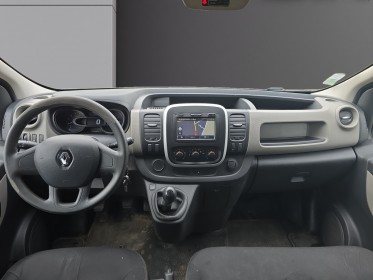 Renault trafic fourgon gn l1h1 1200 kg 1.6 l dci 115 ch confort attelage 12 mois occasion simplicicar vichy simplicicar...
