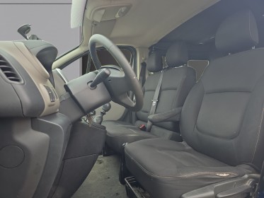 Renault trafic fourgon gn l1h1 1200 kg 1.6 l dci 115 ch confort attelage 12 mois occasion simplicicar vichy simplicicar...