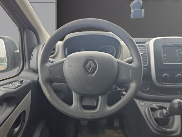 Renault trafic fourgon gn l1h1 1200 kg 1.6 l dci 115 ch confort attelage 12 mois occasion simplicicar vichy simplicicar...
