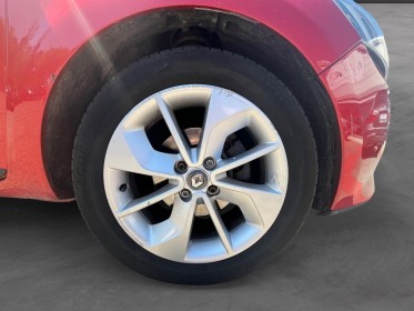 Renault clio iv clio iv dci 90 eco2 intens edc / vidange  distri  boite de transmission occasion avignon (84) simplicicar...