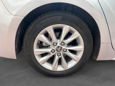 Toyota corolla touring sports hybride my22 122h dynamic garantie constructeur 2029 occasion simplicicar le raincy simplicicar...
