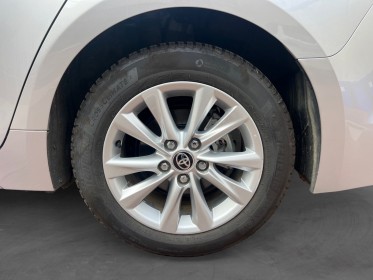 Toyota corolla touring sports hybride my22 122h dynamic garantie constructeur 2029 occasion simplicicar le raincy simplicicar...