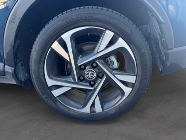 Toyota c-hr hybride my22 1.8l edition premiere main origine france entretien complet occasion simplicicar la ciotat...