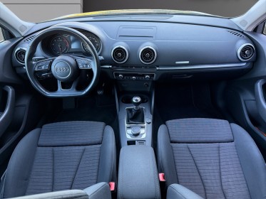 Audi a3 sportback tdi 116 sport carplay audi drive select garantie 12 mois occasion simplicicar poitiers simplicicar...