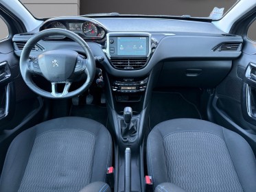 Peugeot 208 82ch ss bvm5 signature garantie 12 mois sièges chauffants occasion simplicicar angers simplicicar simplicibike...