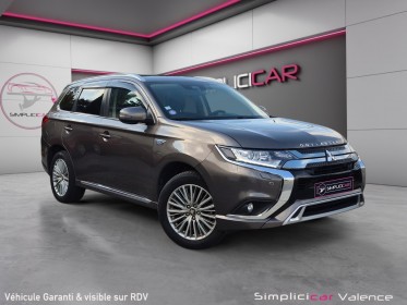 Mitsubishi outlander phev 2.4l phev 4wd instyle sieges chauffants carplay caméra attelage suivi mitsubishi garantie 12mois...