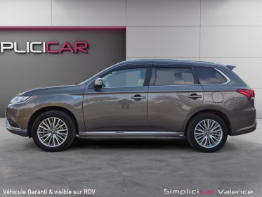 Mitsubishi outlander phev 2.4l phev 4wd instyle sieges chauffants carplay caméra attelage suivi mitsubishi garantie 12mois...