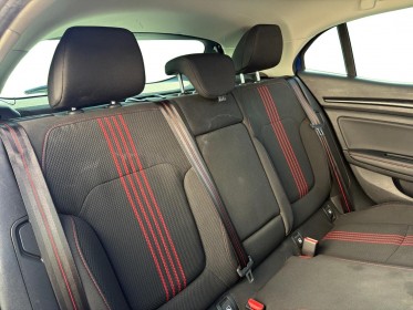 Renault megane iv berline tce 160 edc fap r.s. line / entretien complet renault occasion simplicicar st-maximin simplicicar...