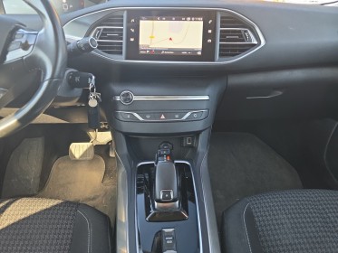 Peugeot 308 bluehdi 130ch ss eat8 allure occasion simplicicar pontarlier simplicicar simplicibike france