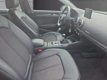 Audi a3 sportback 30 tfsi 116 design//garantie 12 mois// occasion simplicicar lille  simplicicar simplicibike france