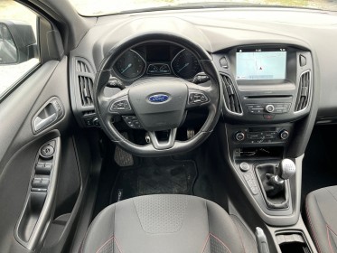 Ford focus 1.0 ecoboost 125ch st line carplay garantie 12 mois occasion simplicicar poitiers simplicicar simplicibike france