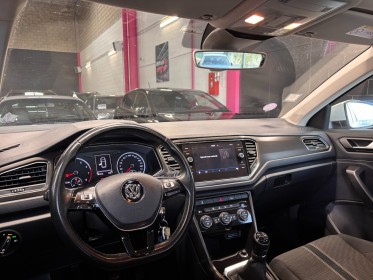 Volkswagen t-roc 1.0 tsi 115ch lounge carplay regulateur adaptatif feux de route automatique gps garantie 12 mois occasion...