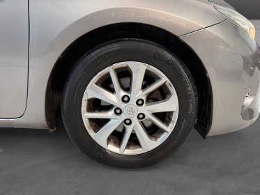 Toyota auris 124 d-4d dynamic occasion simplicicar magny-en-vexin simplicicar simplicibike france