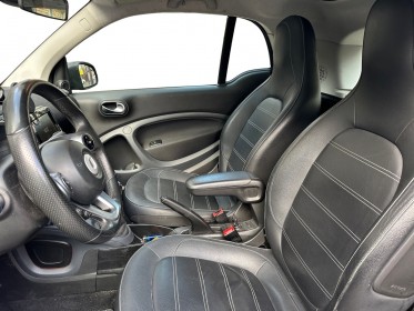 Smart fortwo coupe 0.9 90 ch ss prime/toit pano/faible kilometrage/garantie 12 mois occasion paris 17ème (75)(porte maillot)...