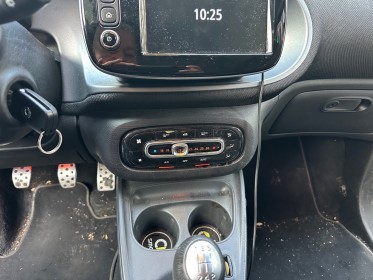 Smart fortwo coupe 0.9 90 ch ss prime/toit pano/faible kilometrage/garantie 12 mois occasion paris 17ème (75)(porte maillot)...