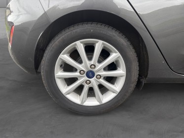 Ford fiesta 1.1 85 ch bvm5 titanium / clim auto / maintien de voie / radar ar / android auto occasion champigny-sur-marne...