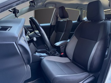 Toyota auris rc18 hybride 136h tendance entretien limpide toyota très bon état garantie 12 mois occasion simplicicar...