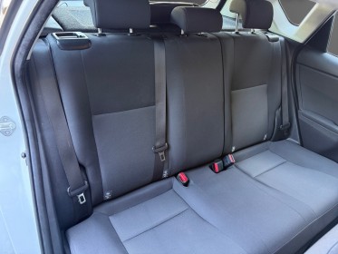 Toyota auris rc18 hybride 136h tendance entretien limpide toyota très bon état garantie 12 mois occasion simplicicar...