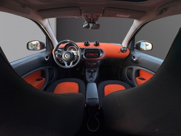 Smart fortwo coupe 90 cv boite auto passion- toit panoramique -accoudoir-jantes alu bicolor occasion champigny-sur-marne (94)...