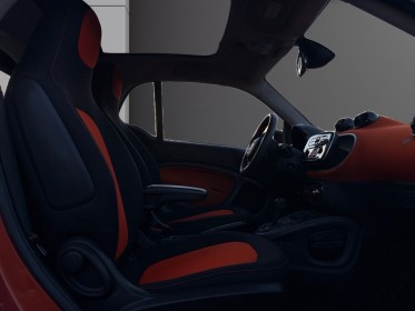 Smart fortwo coupe 90 cv boite auto passion- toit panoramique -accoudoir-jantes alu bicolor occasion champigny-sur-marne (94)...