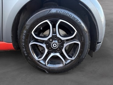 Smart fortwo coupe 90 cv boite auto passion- toit panoramique -accoudoir-jantes alu bicolor occasion champigny-sur-marne (94)...