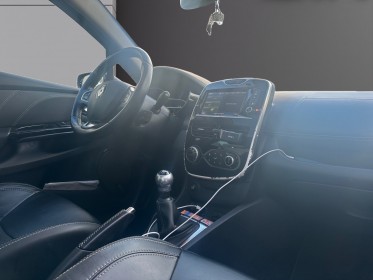 Renault clio iv tce 90 energy initiale paris, caméra de recul, toit panoramique, garantie 12 mois occasion simplicicar...