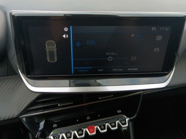 Peugeot 208 1.2 hybrid e-dsc6 100 cv finition allure / equipé de chaîne distribution / capteur de recul ar / 3 988 kms...