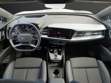 Audi q4 e-tron sportback 45 265 ch 82 kwh quattro s line occasion réunion ville st pierre simplicicar simplicibike france