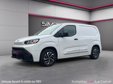 Toyota  proace city  1.5 d4d 130 cv  business premiere main origine france entretien complet occasion simplicicar la ciotat...