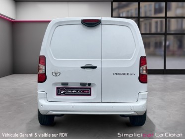 Toyota  proace city  1.5 d4d 130 cv  business premiere main origine france entretien complet occasion simplicicar la ciotat...
