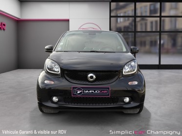 Smart fortwo coupe 0.9  prime 90 ch sieges en cuir et chauffant-toit panoramique-accoudoir-ecran multimedia occasion...