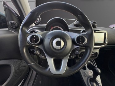Smart fortwo coupe 0.9  prime 90 ch sieges en cuir et chauffant-toit panoramique-accoudoir-ecran multimedia occasion...