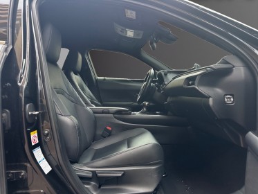 Lexus ux ux 250h 4wd luxe occasion cannes (06) simplicicar simplicibike france