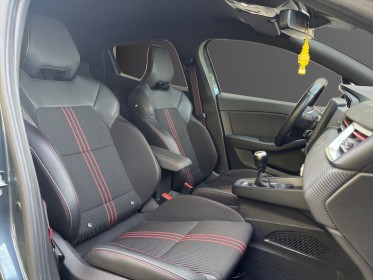 Renault clio v tce 100 rs line entretien renault carplay garantie 12 mois occasion simplicicar poitiers simplicicar...