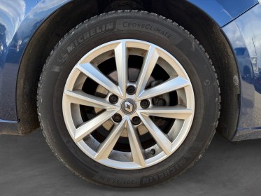 Renault megane iv berline tce 100 energy zen moteur changÉ garantie 12 mois occasion simplicicar dijon simplicicar...