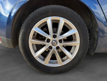 Renault megane iv berline tce 100 energy zen moteur changÉ garantie 12 mois occasion simplicicar dijon simplicicar...