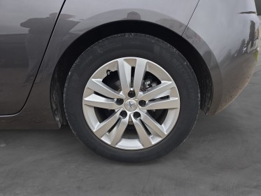 Peugeot 308 1.5 l hdi 100 ch bvm6 active garantie 12 mois occasion simplicicar vichy simplicicar simplicibike france