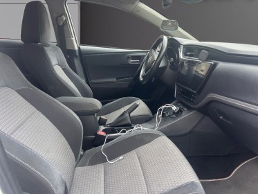 Toyota auris touring sports hybride 136h design occasion simplicicar villejuif  simplicicar simplicibike france