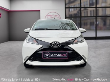 Toyota aygo 1.0 vvt-i x-play occasion simplicicar brie-comte-robert simplicicar simplicibike france