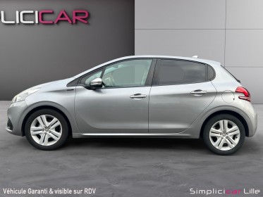 Peugeot 208 82ch ss bvm5  signature occasion simplicicar lille  simplicicar simplicibike france