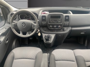 Renault traffic 2.0 dci 145 ch energy zen 9 places / 1ère main / entretien complet à jour / garantie 12 mois occasion...