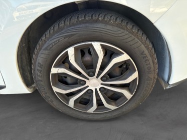 Renault clio iv dci 90 energy eco2 dynamique couuroie de distribution  vidange ok occasion avignon (84) simplicicar...