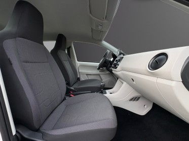 Volkswagen up up 1.0 60 move up boite auto-climatisation-5 portes-9903 kms occasion champigny-sur-marne (94) simplicicar...