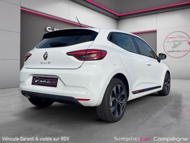 Renault clio v nouvelle tce 90 evolution - carplay sans fil - faible km occasion simplicicar compiegne simplicicar...
