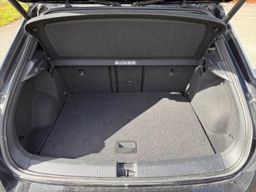 Volkswagen t-roc r-line 1.5 tsi 150ch dsg7 - camera de recul - carplay - historique complet occasion simplicicar rennes...