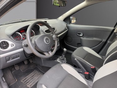 Renault clio iii 1.2 16v 75 eco2 20th euro 5/ bluethooth occasion paris 17ème (75)(porte maillot) simplicicar simplicibike...