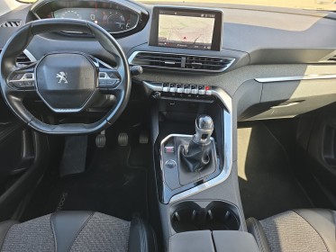 Peugeot 5008 1.5 hdi 130ch ss bvm6 allure caméra de recul apple carplay distribution ok garantie 12 mois occasion...