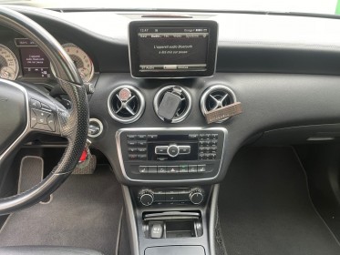 Mercedes classe a 200 blueefficiency fascination 7-g dct a / garantie 12  mois / toit ouvrant occasion paris 17ème...