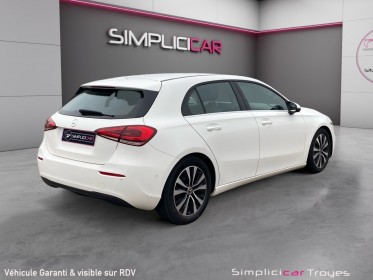 Mercedes classe a business 180 d 8g-dct business line attelage semi amovible angles morts caméra de recule garantie 12 mois...